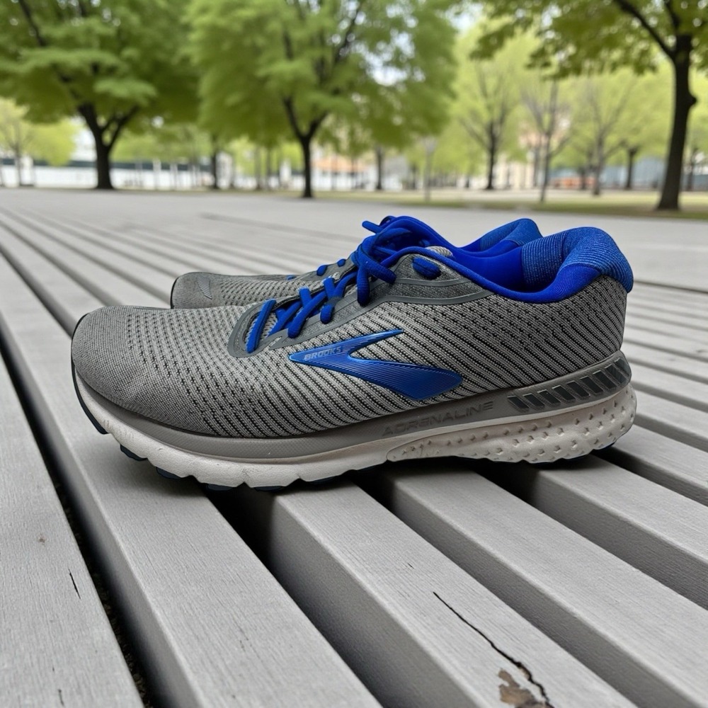 Brooks Adrenaline GTS 20 Men's Running Shoes Gray Blue "DadShoe" quiet luxury 12